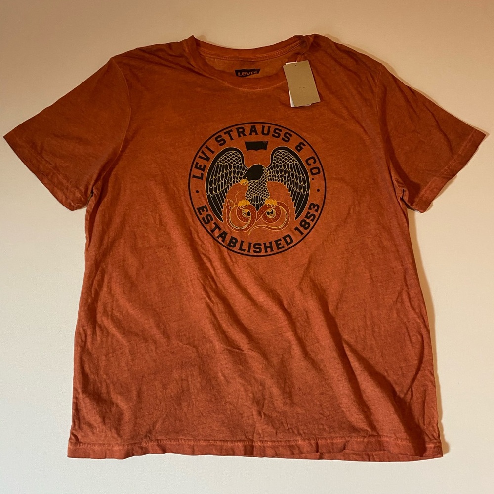 Levis tshirt